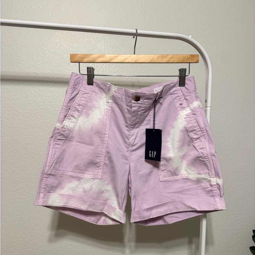 GAP Women's Light Purple Tie-Dye Cargo Shorts